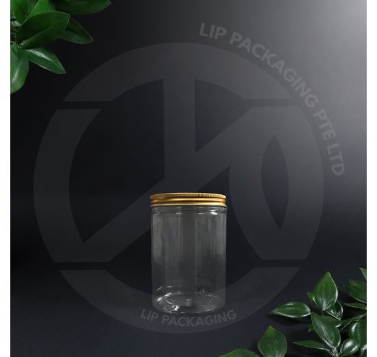 Clear plastic PET container 8512 model with a matching lid, ideal for packaging grab-and-go salads or snacks.