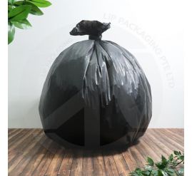 Bulk packet of 30x38 inch black plastic garbage bags, 0.018mm thick, for commercial kitchen waste.