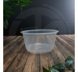 Transparent, stackable, microwave-safe 670ml Round Container MS 700 plastic base.
