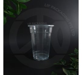 Stack of transparent 16oz (500ml) Y500 plastic cups, suitable for standard cold drink service.