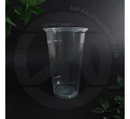 Clear, large capacity 700ml Y700 plastic cup for cold takeaway beverages.