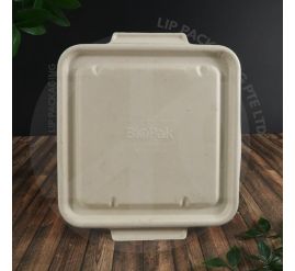 Stack of natural sugarcane pulp lids CSSQ-56NT for the 3-compartment SSQ 3C food tray.