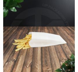 White greaseproof paper satchel bag 108, suitable for packaging single long hot or oily food items like churros.